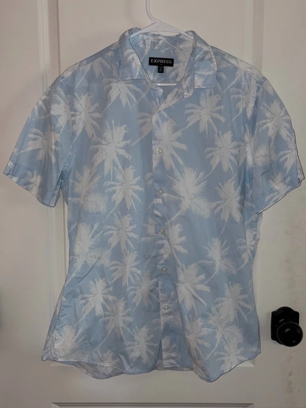 Express Palm Tree Pattern Button Up Shirt Light Blue White Size Large 16